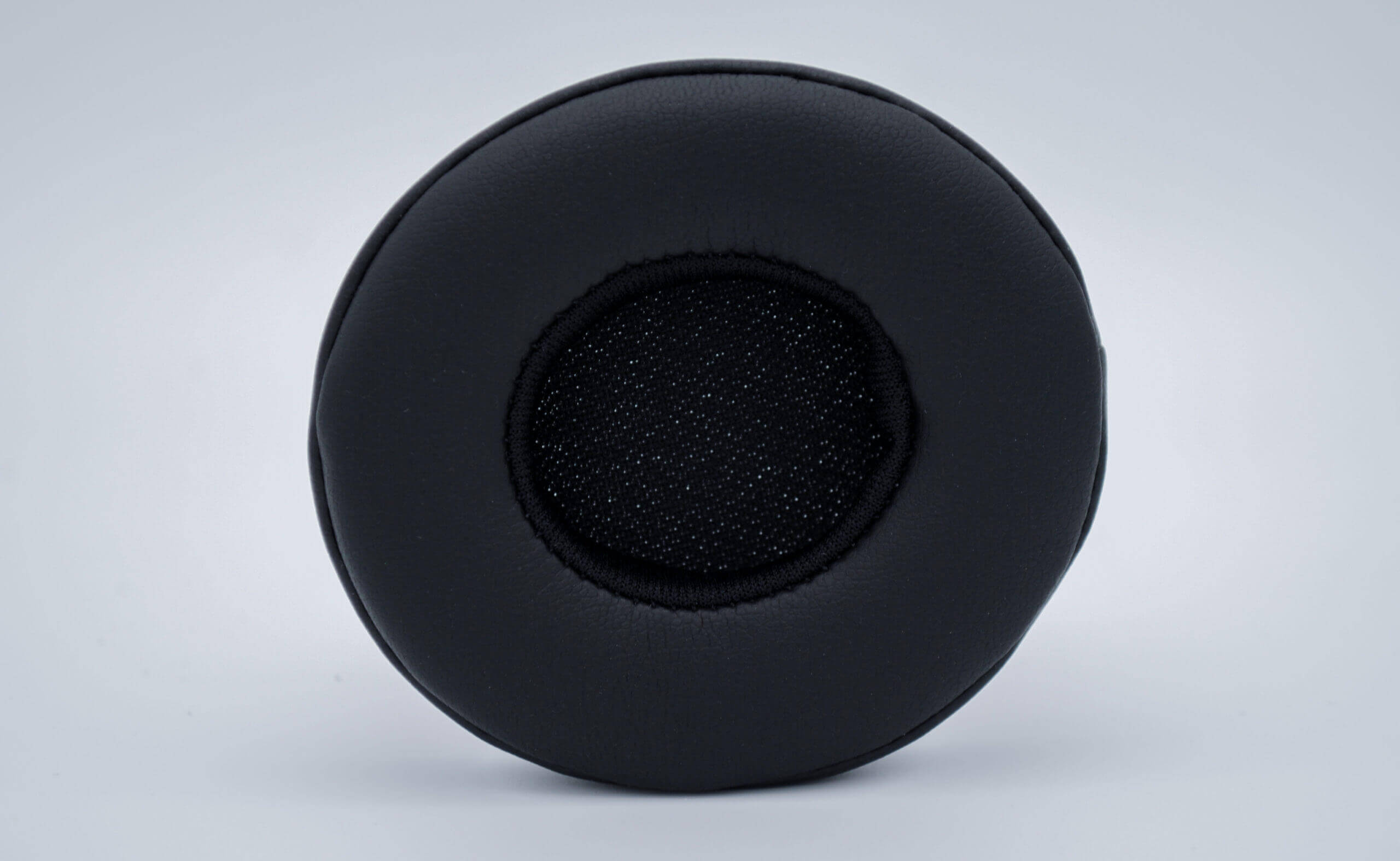 BeatsSolo3-02-scaled-1