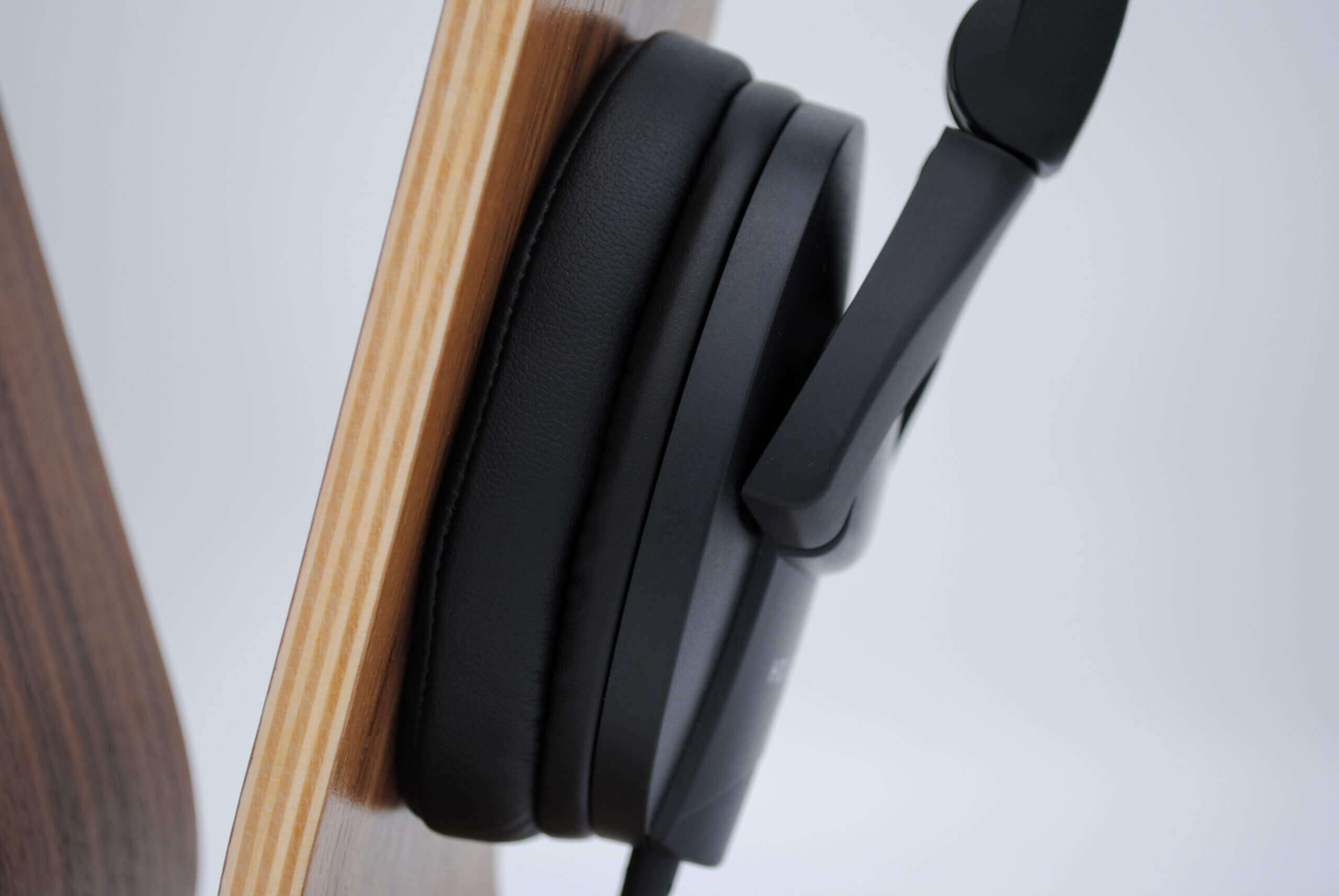 HD280Pro-01-scaled-1