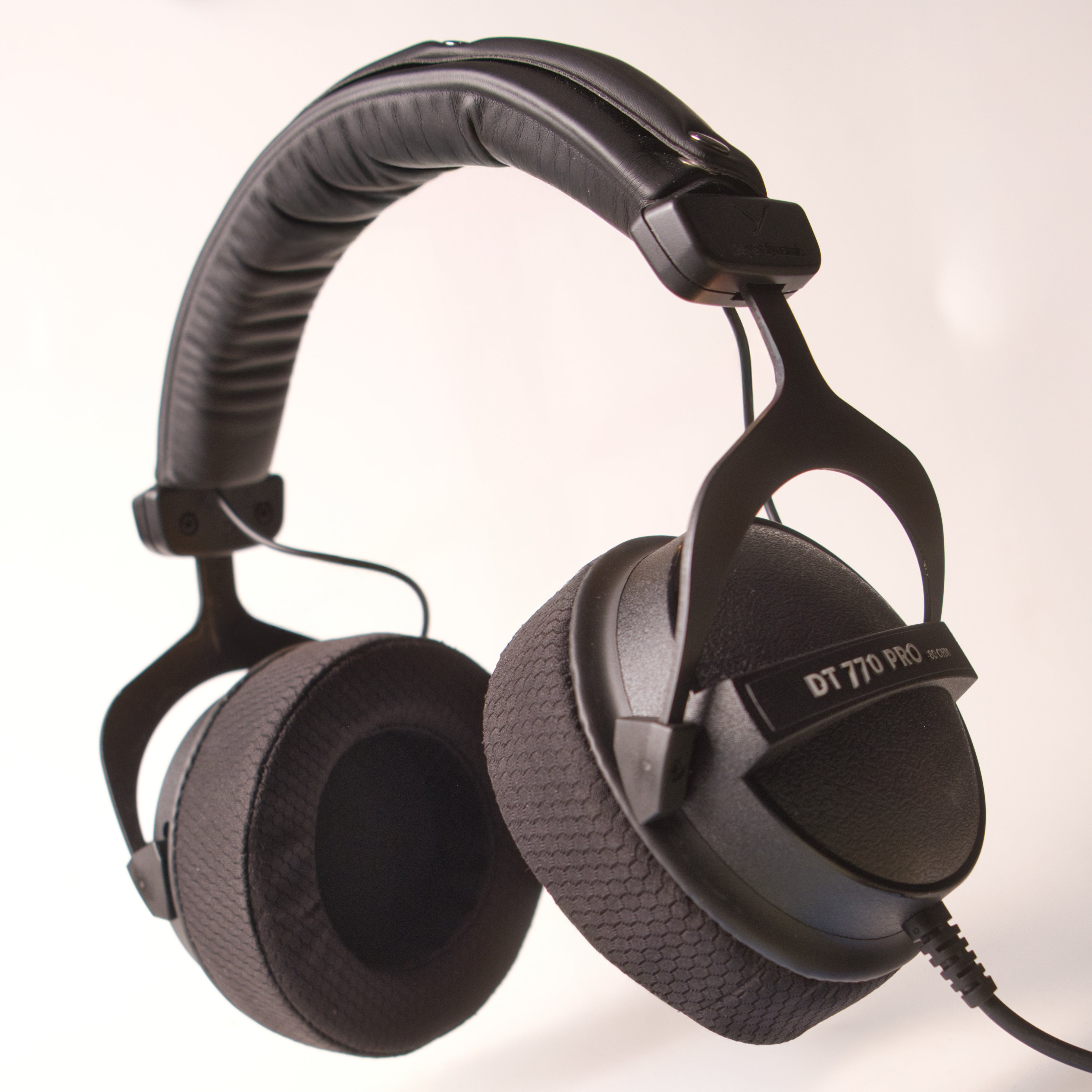 Universal Fit 100mm Replacement Earpads (Fits Beyerdynamic, AKG & More)