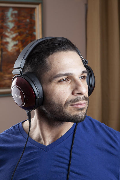 Shortell Dekoni MG 0581 copy 2